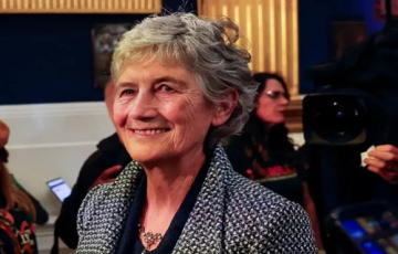 في عالم يغزوه اليمين.. يساريةٌ رئيسةً لجمهورية إيرلندا 