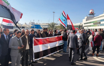 موظفو المطارات يحشّدون لإضراب مفتوح.. الاحتجاجات تزداد غضباً.. وتحذيرات من تجاهل المطالب