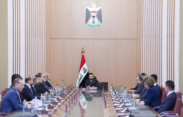 الحكومة الجديدة في اختبار الاستقرار.. صراع المغانم السياسية يُهدّد وعود الإصلاح ومطالب المواطنين