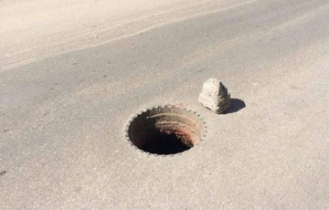 المنهولات المفتوحة.. فخاخ مميتة تحت أقدام السابلة