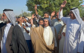 اتساع رقعة الاحتجاجات.. أطباء وطلبة ومواطنون يرفعون الصوت ضد الإهمال والفساد