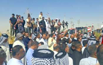 مطالبات بصرف الرواتب وتحسين الخدمات.. احتجاجات المزارعين تتسع رفضاً لارتفاع أسعار الكاز