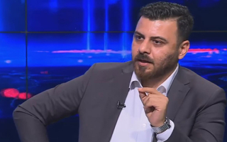 عن القسمة التي تنصف الحزب الشيوعي العراقي.. ثم تقصيه!.. قراءة في أطروحة د. عقيل عباس في «موضع تساؤل}